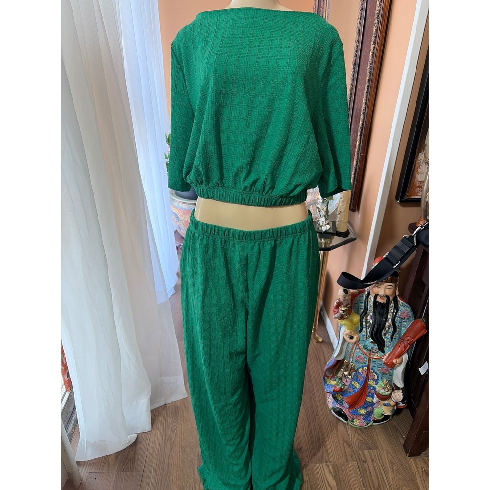 Emerald Green Textured‎ 2 Piece Set Crop Top Wide Leg Pants Plus Size 1X